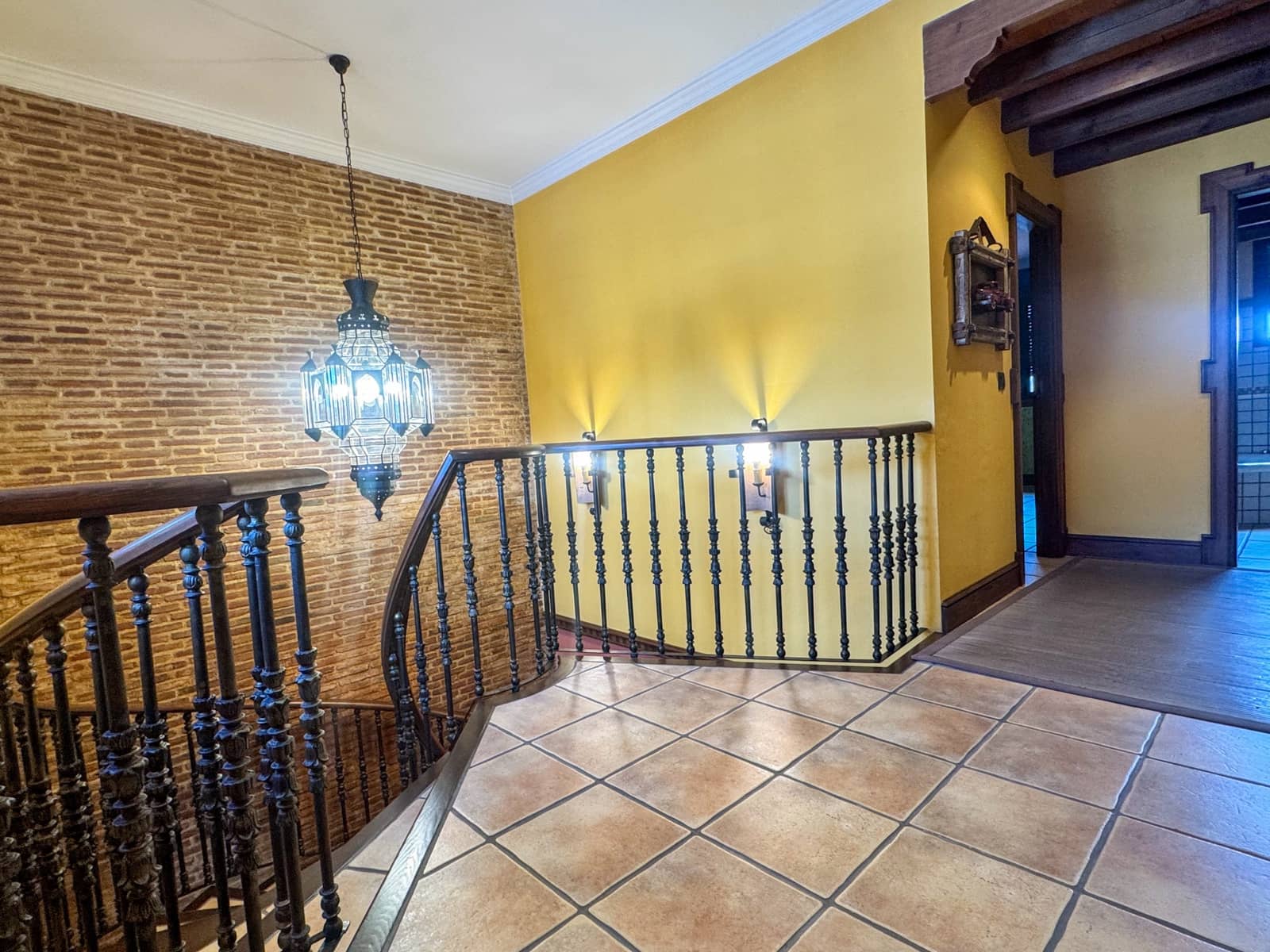 Casa de 4 habitaciones en Campillos en venta con piscina garaje - 369.000 € (Ref: 8851504)