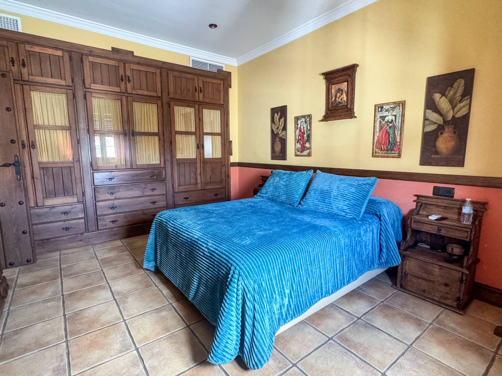 Casa de 4 habitaciones en Campillos en venta con piscina garaje - 369.000 € (Ref: 8851504)