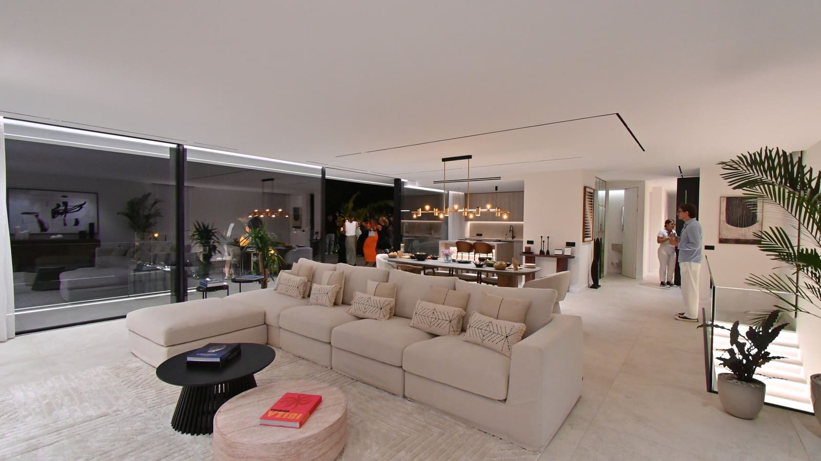 7 chambre Villa/Maison à vendre à Roca Llisa avec piscine garage - 6 300 000 € (Ref: 8869496)