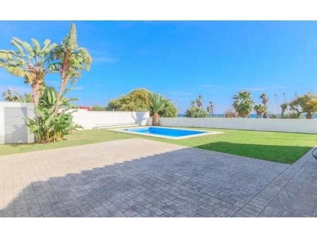 3 sovrum Villa till salu i Estepona med pool garage - 1 650 000 € (Ref: 8881498)