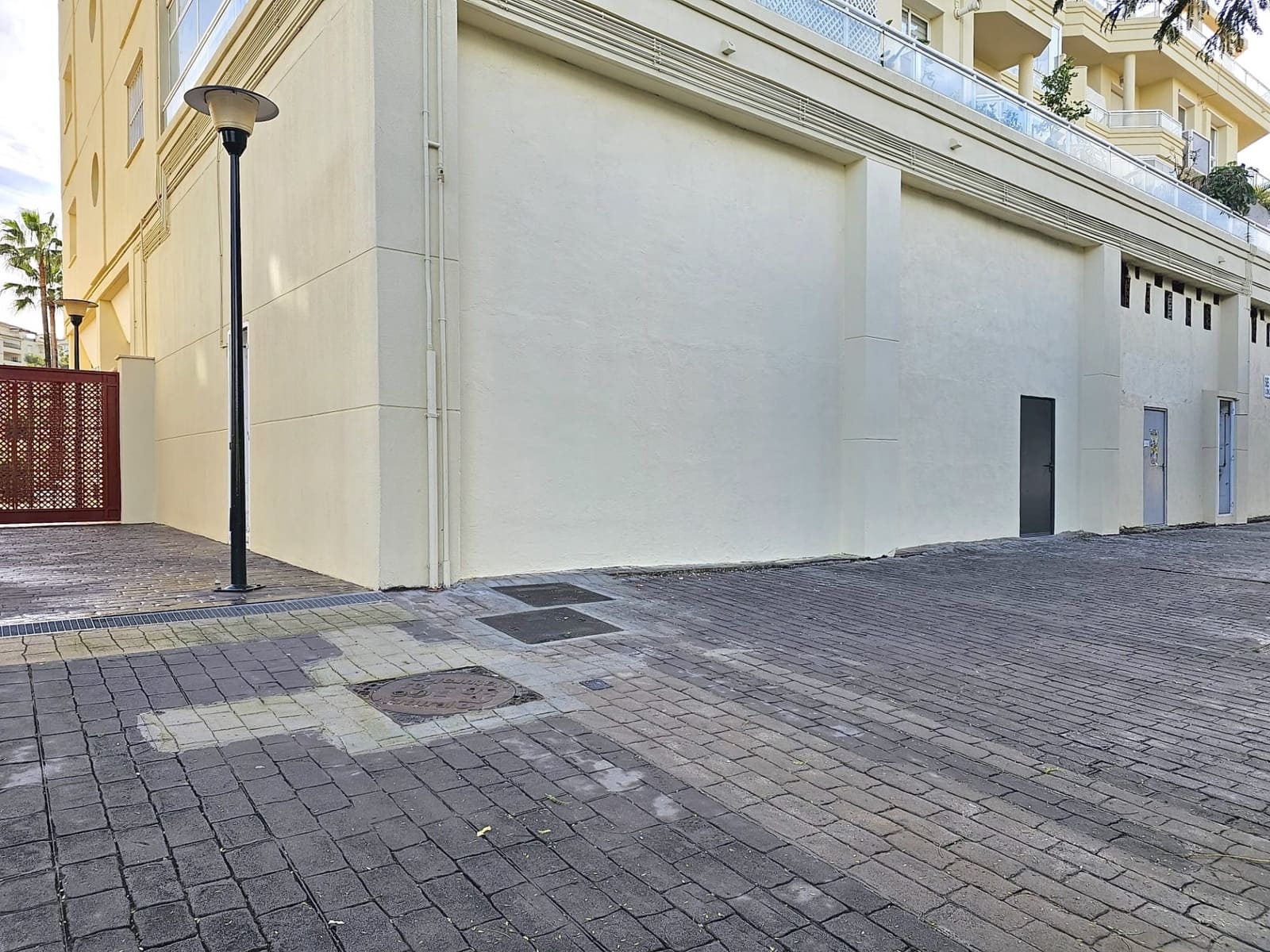 Commerciale in vendita in Mijas Costa - 249.000 € (Rif: 8899996)