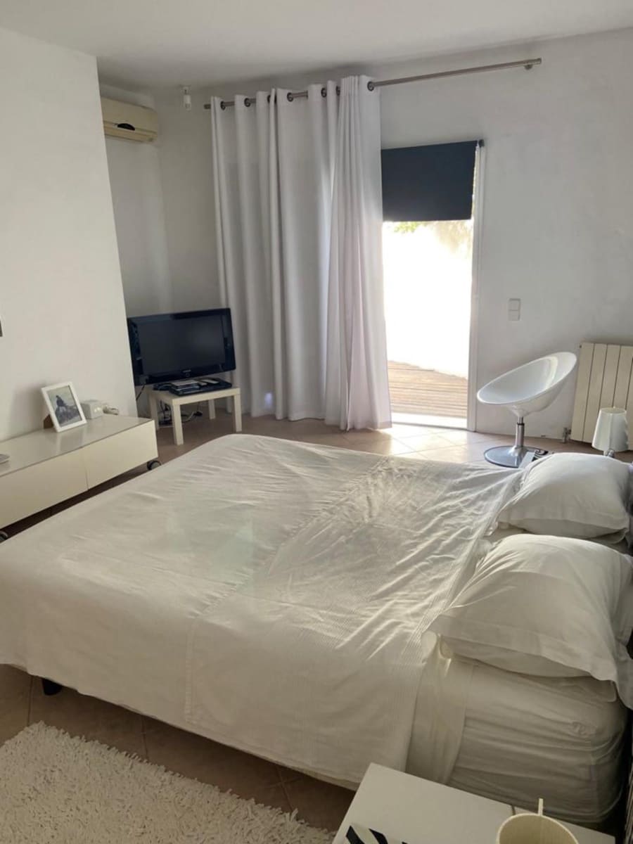 4 chambre Villa/Maison à vendre à Cala Tarida avec piscine garage - 1 700 000 € (Ref: 8899999)