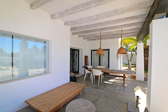 4 chambre Villa/Maison à vendre à Cala Tarida, San Jose / Sant Josep de Sa Talaia avec piscine garage - 1 700 000 € (Ref: 8899999)