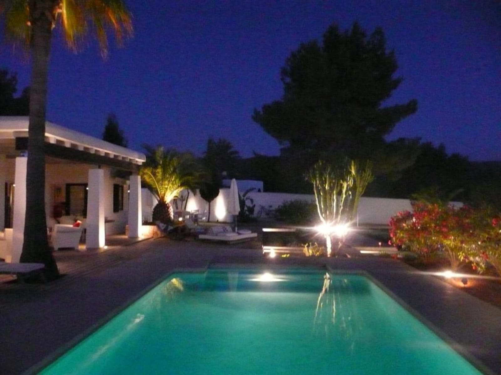4 chambre Villa/Maison à vendre à Cala Tarida avec piscine garage - 1 700 000 € (Ref: 8899999)