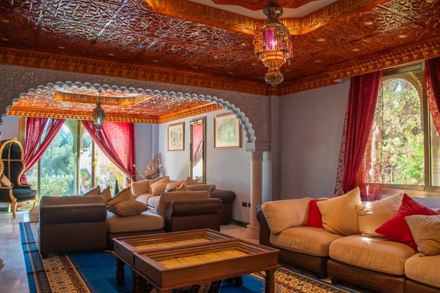 8 soveværelse Villa til salg i La Cala de Mijas, Mijas med swimmingpool garage - € 1.720.000 (Ref: 8918069)