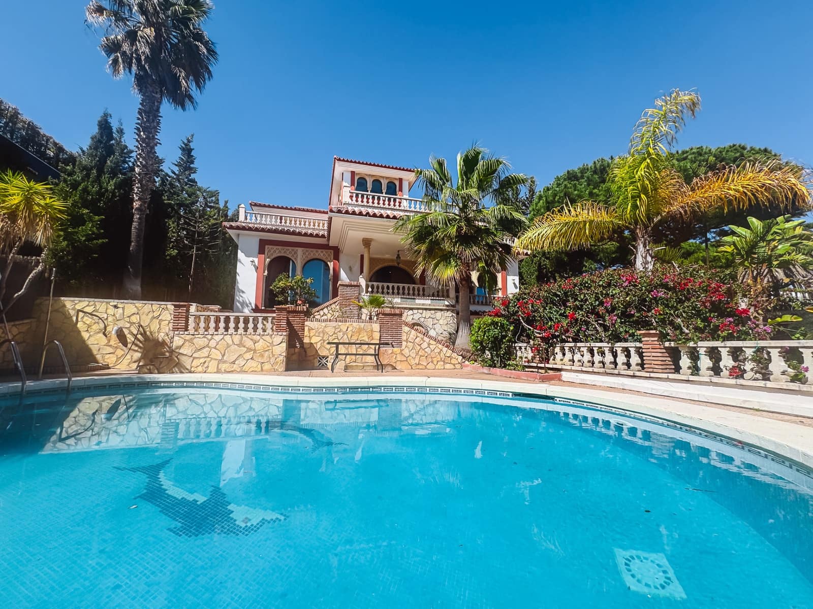 8 soveværelse Villa til salg i La Cala de Mijas med swimmingpool garage - € 1.720.000 (Ref: 8918069)