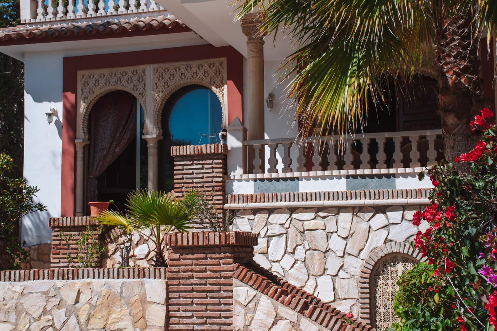 8 Zimmer Villa zu verkaufen in La Cala de Mijas mit Pool Garage - 1.720.000 € (Ref: 8918069)