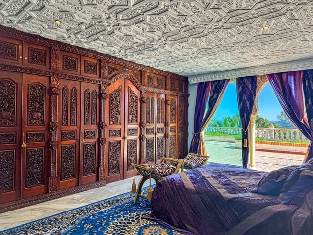 8 slaapkamer Villa te koop in La Cala de Mijas, Mijas met zwembad garage - € 1.720.000 (Ref: 8918069)