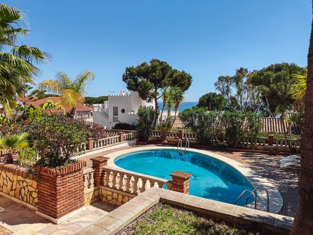 8 slaapkamer Villa te koop in La Cala de Mijas, Mijas met zwembad garage - € 1.720.000 (Ref: 8918069)