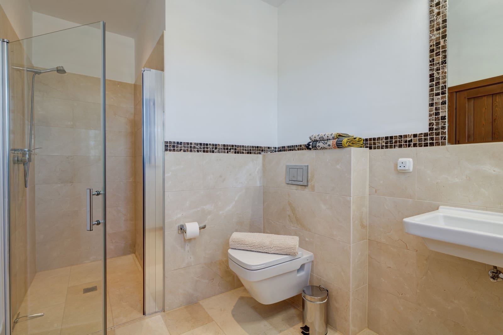 5 makuuhuone Maalaistalo myytävänä paikassa Mollina mukana uima-altaan 
autotalli - 1 680 000 € (Ref: 8921739)