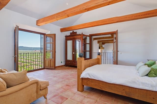 5 makuuhuone Maalaistalo myytävänä paikassa Mollina mukana uima-altaan 
autotalli - 1 680 000 € (Ref: 8921739)