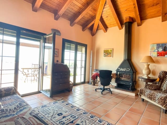 4 soverom Villa til salgs i Villanueva de la Concepcion med svømmebasseng garasje - € 1 690 000 (Ref: 8921741)