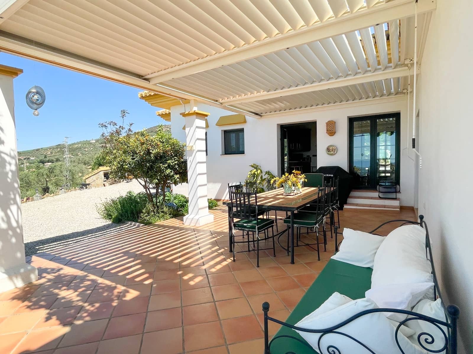 4 soverom Villa til salgs i Villanueva de la Concepcion med svømmebasseng garasje - € 1 690 000 (Ref: 8921741)