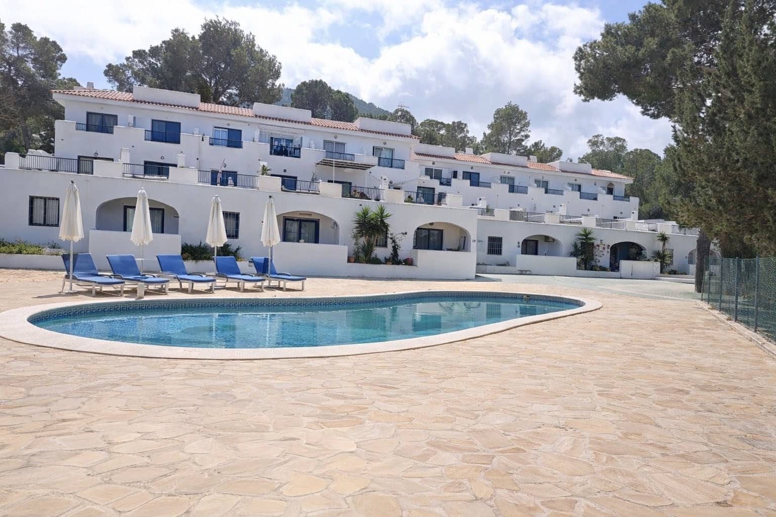 1 Zimmer Apartment zu verkaufen in Portinax mit Pool Garage - 344.000 € (Ref: 8937278)