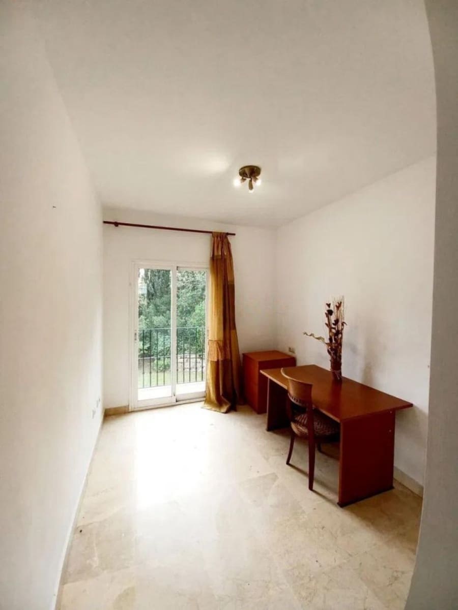 4 camera da letto Villa in vendita in La Alcaidesa con piscina garage - 875.000 € (Rif: 8949185)