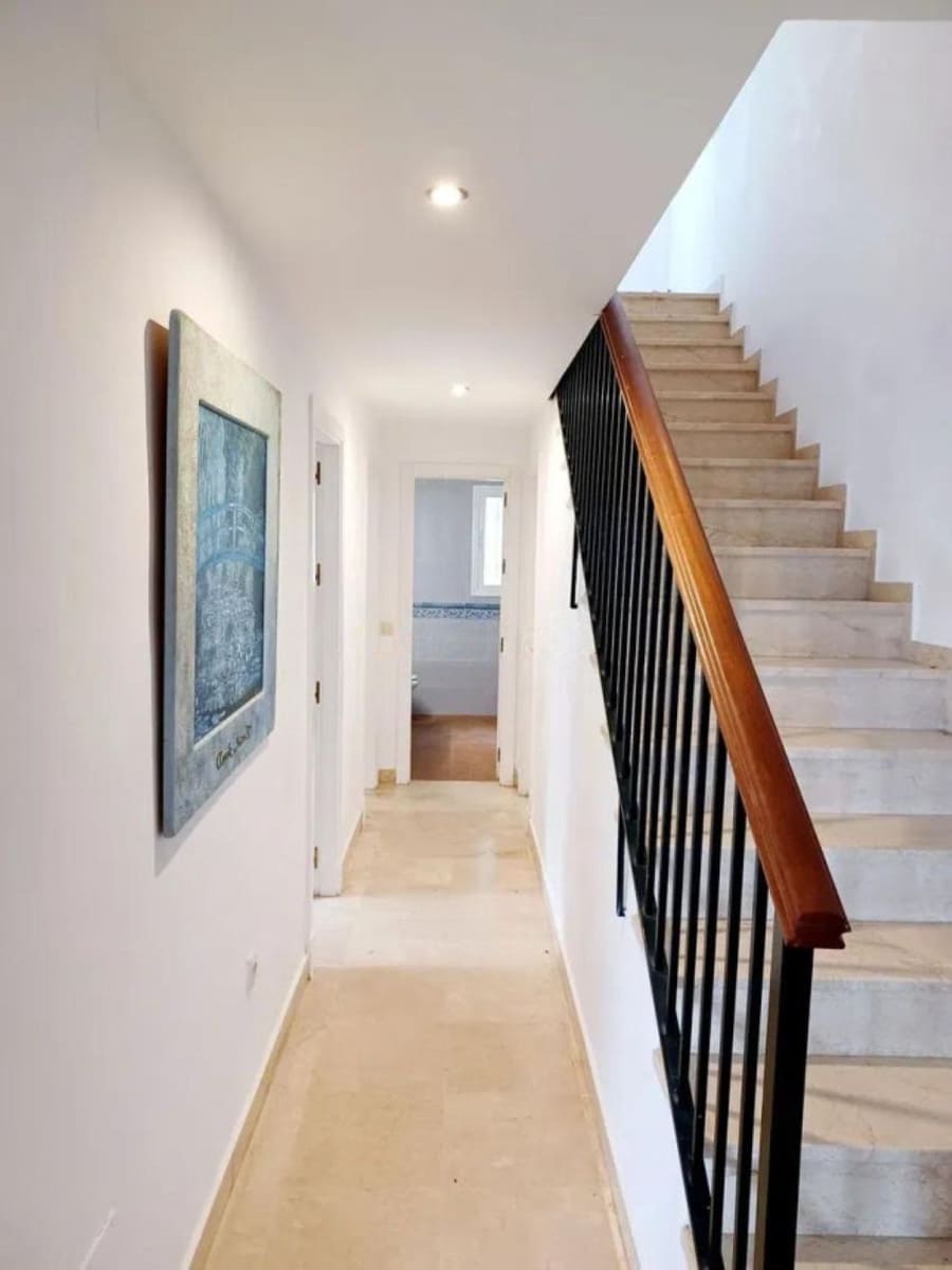 4 camera da letto Villa in vendita in La Alcaidesa con piscina garage - 875.000 € (Rif: 8949185)