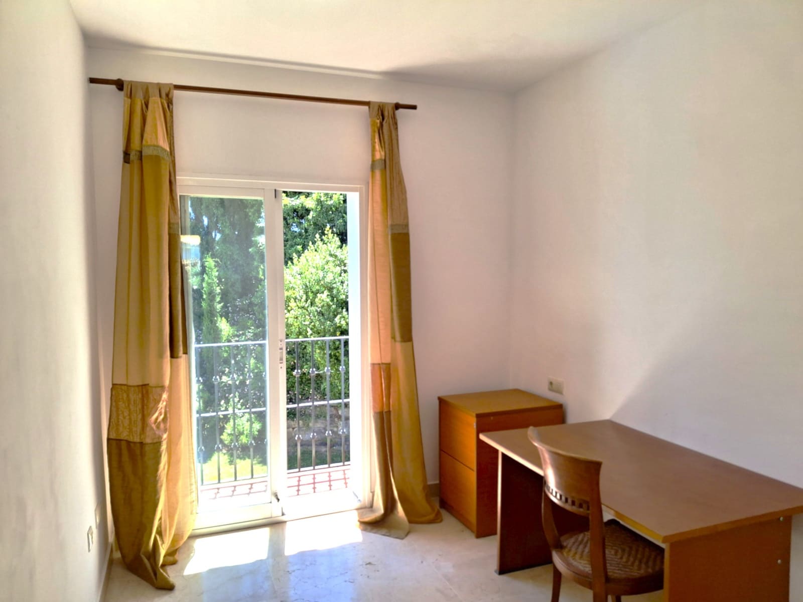 4 camera da letto Villa in vendita in La Alcaidesa con piscina garage - 875.000 € (Rif: 8949185)