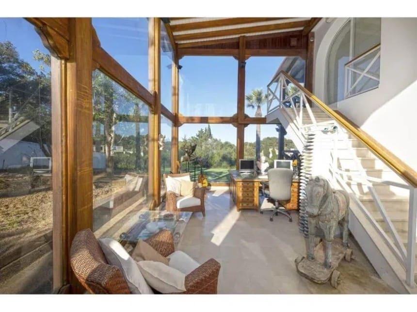 5 bedroom Villa for sale in Sotogrande with pool garage - € 2,780,000 (Ref: 8949186)
