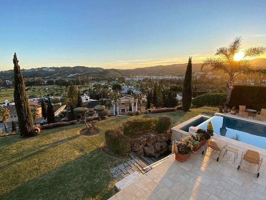 8 chambre Villa/Maison à vendre à Mijas Costa avec piscine garage - 1 974 000 € (Ref: 8950805)