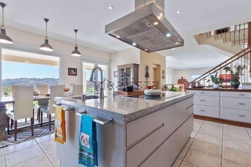 8 chambre Villa/Maison à vendre à Mijas Costa avec piscine garage - 1 974 000 € (Ref: 8950805)