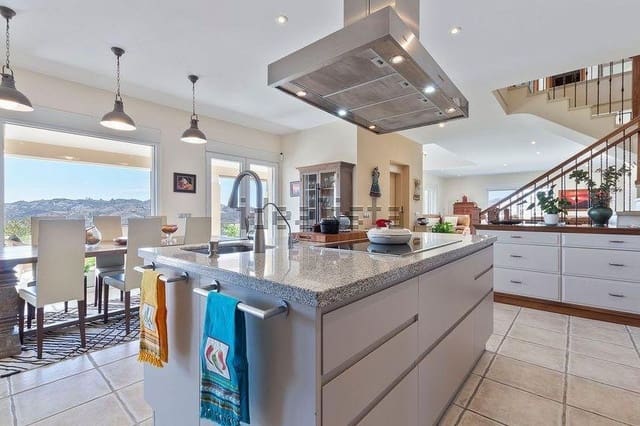 8 chambre Villa/Maison à vendre à Mijas Costa, Mijas avec piscine garage - 1 974 000 € (Ref: 8950805)