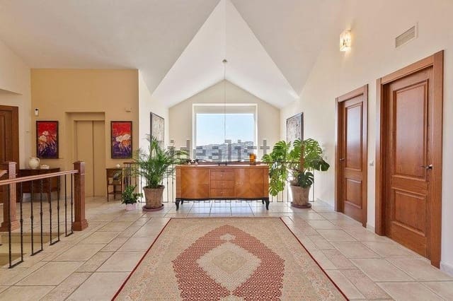 8 chambre Villa/Maison à vendre à Mijas Costa, Mijas avec piscine garage - 1 974 000 € (Ref: 8950805)