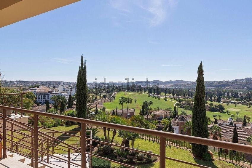 8 chambre Villa/Maison à vendre à Mijas Costa avec piscine garage - 1 974 000 € (Ref: 8950805)