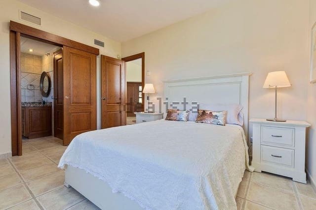 8 soveværelse Villa til salg i Mijas Costa, Mijas med swimmingpool garage - € 1.974.000 (Ref: 8950805)