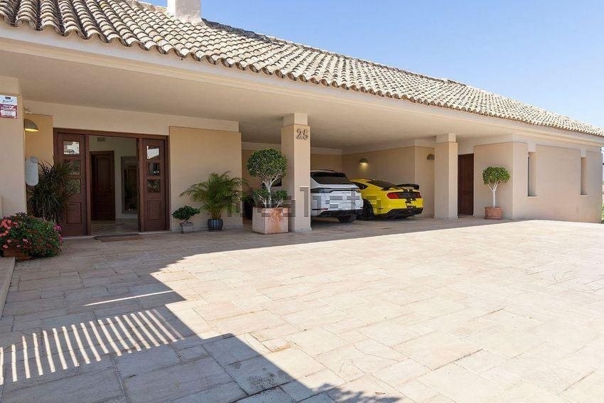 8 chambre Villa/Maison à vendre à Mijas Costa avec piscine garage - 1 974 000 € (Ref: 8950805)