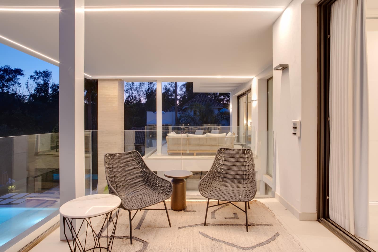 6 bedroom Villa for sale in Golden Mile with pool garage - € 5,900,000 (Ref: 8951605)