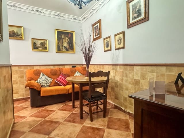 5 slaapkamer Huis te koop in Humilladero - € 325.000 (Ref: 8954693)