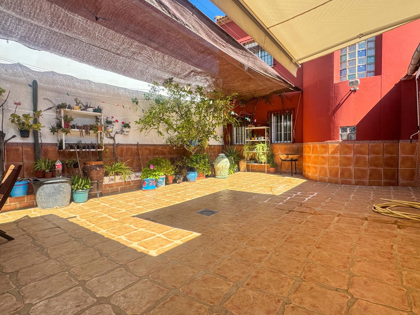 5 bedroom Townhouse for sale in Humilladero - € 325,000 (Ref: 8954693)