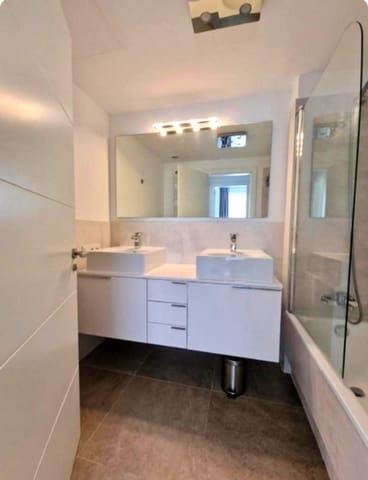 3 makuuhuone Huoneisto myytävänä paikassa La Cala de Mijas, Mijas mukana uima-altaan 
autotalli - 645 000 € (Ref: 8972561)