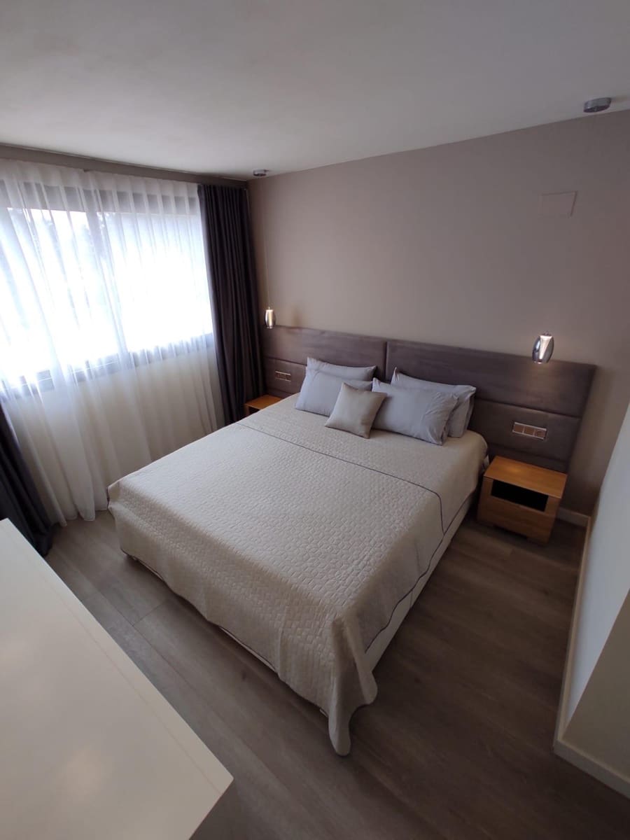 3 makuuhuone Huoneisto myytävänä paikassa La Cala de Mijas mukana uima-altaan 
autotalli - 645 000 € (Ref: 8972561)