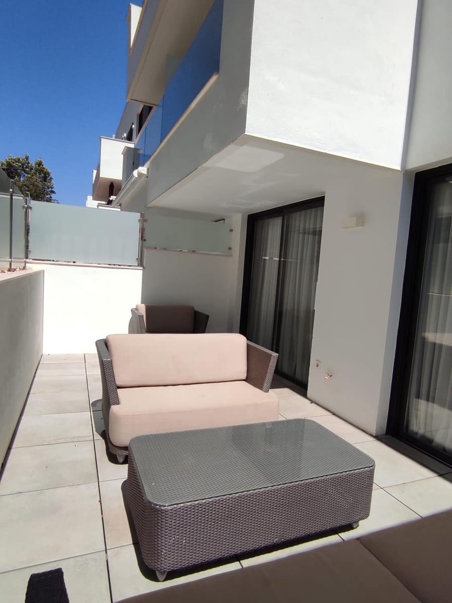 3 makuuhuone Huoneisto myytävänä paikassa La Cala de Mijas mukana uima-altaan 
autotalli - 645 000 € (Ref: 8972561)