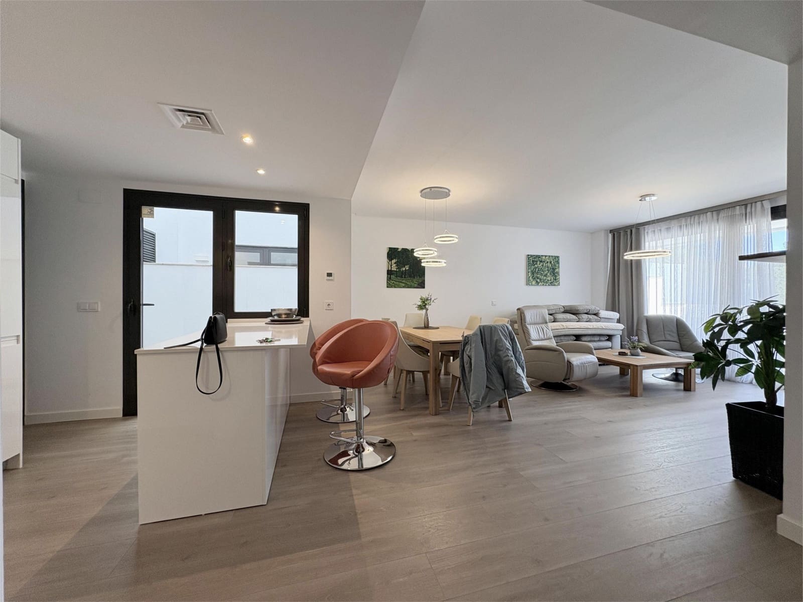 3 bedroom Apartment for sale in La Cala de Mijas with pool garage - € 644,000 (Ref: 8972561)