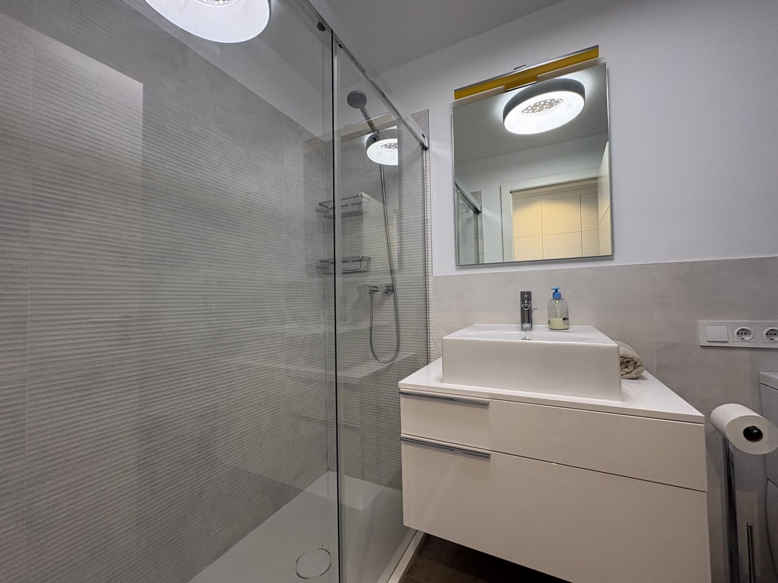 3 bedroom Apartment for sale in La Cala de Mijas with pool garage - € 644,000 (Ref: 8972561)