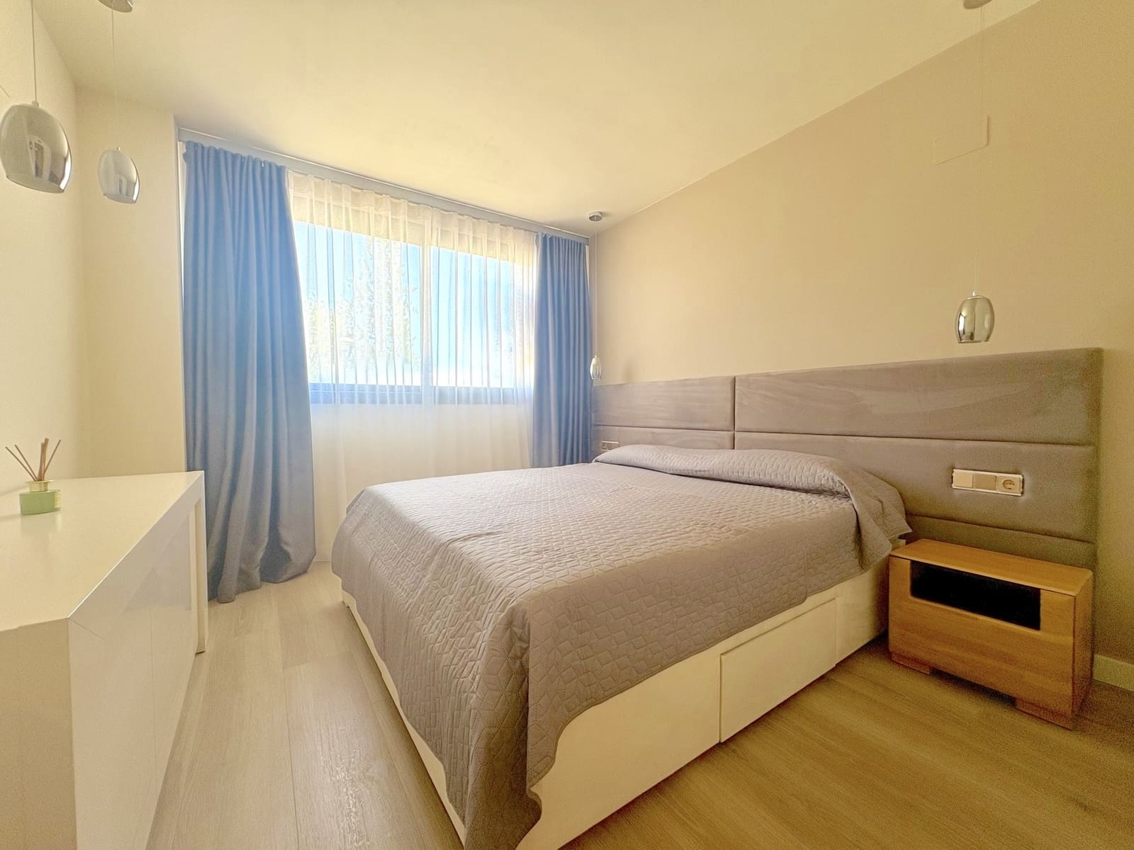 3 sypialnia Apartament na sprzedaż w La Cala de Mijas z basenem garażem - 635 000 € (Ref: 8972561)