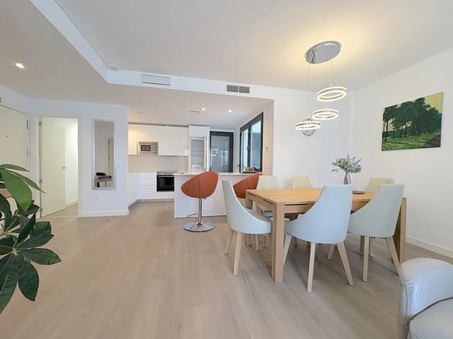 3 sypialnia Apartament na sprzedaż w La Cala de Mijas, Mijas z basenem garażem - 635 000 € (Ref: 8972561)