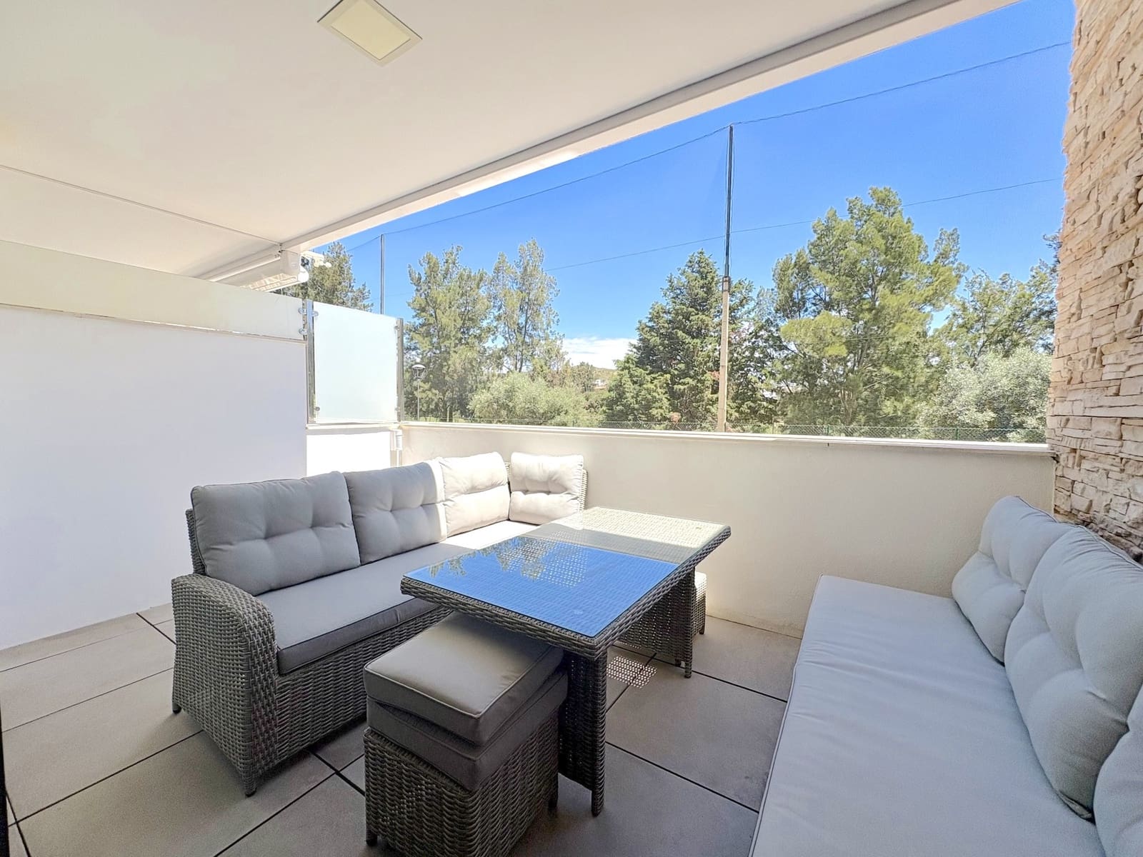 3 sypialnia Apartament na sprzedaż w La Cala de Mijas z basenem garażem - 635 000 € (Ref: 8972561)