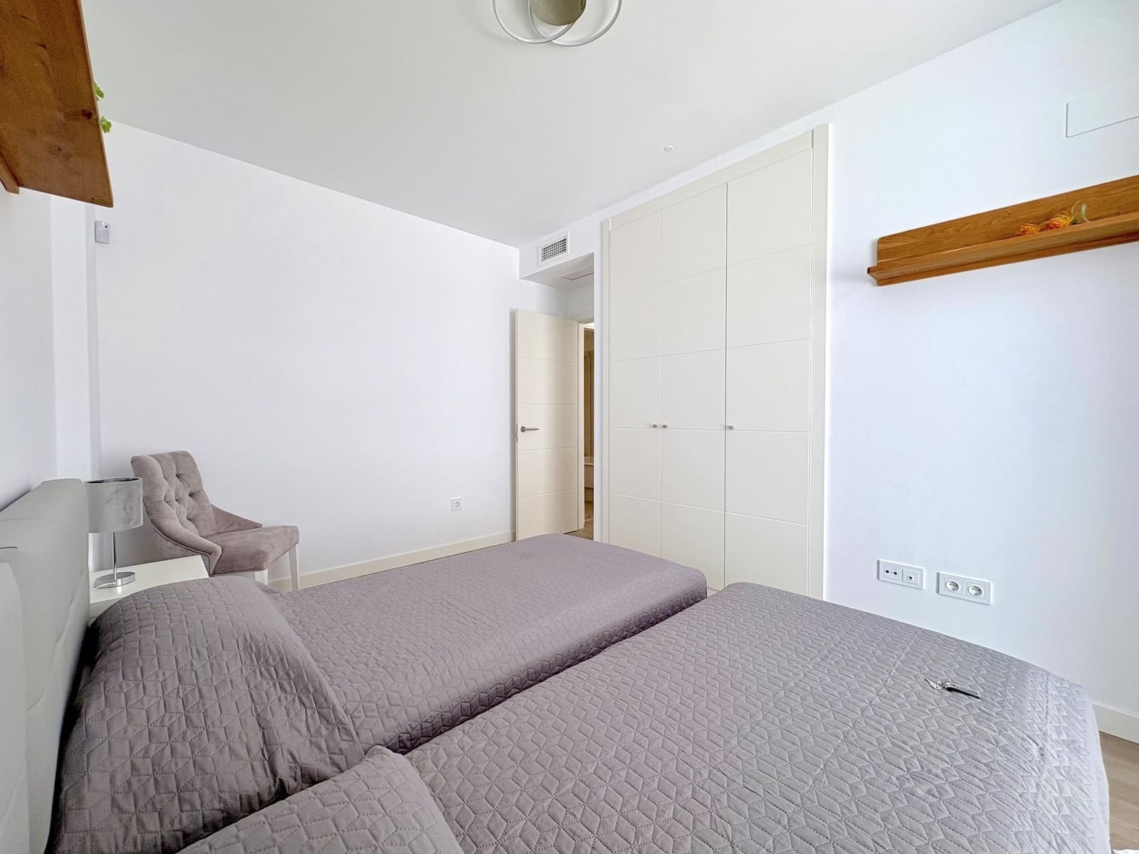 3 sypialnia Apartament na sprzedaż w La Cala de Mijas z basenem garażem - 635 000 € (Ref: 8972561)
