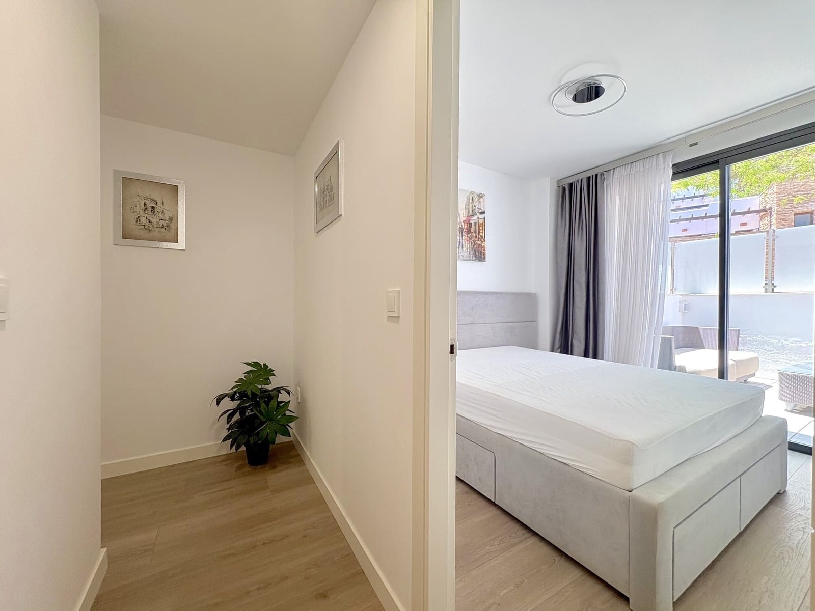 3 sypialnia Apartament na sprzedaż w La Cala de Mijas z basenem garażem - 635 000 € (Ref: 8972561)