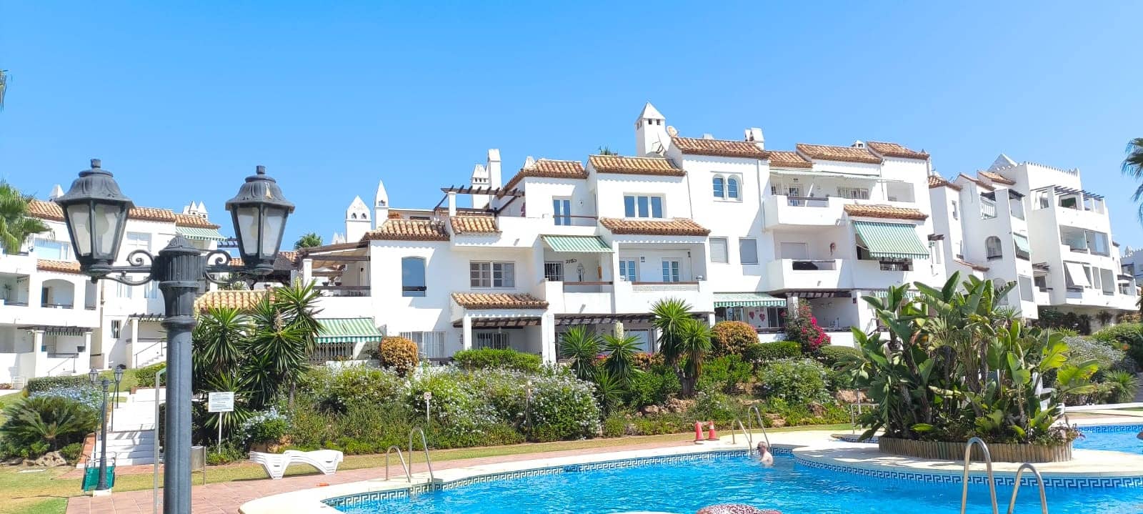3 bedroom Apartment for sale in Mijas Costa with pool garage - € 628,000 (Ref: 8976475)