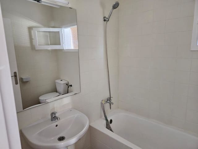 2 soveværelse Finca/Landehus til salg i Nuestra Señora de Jesus, Santa Eulalia / Santa Eularia med garage - € 892.500 (Ref: 8998602)