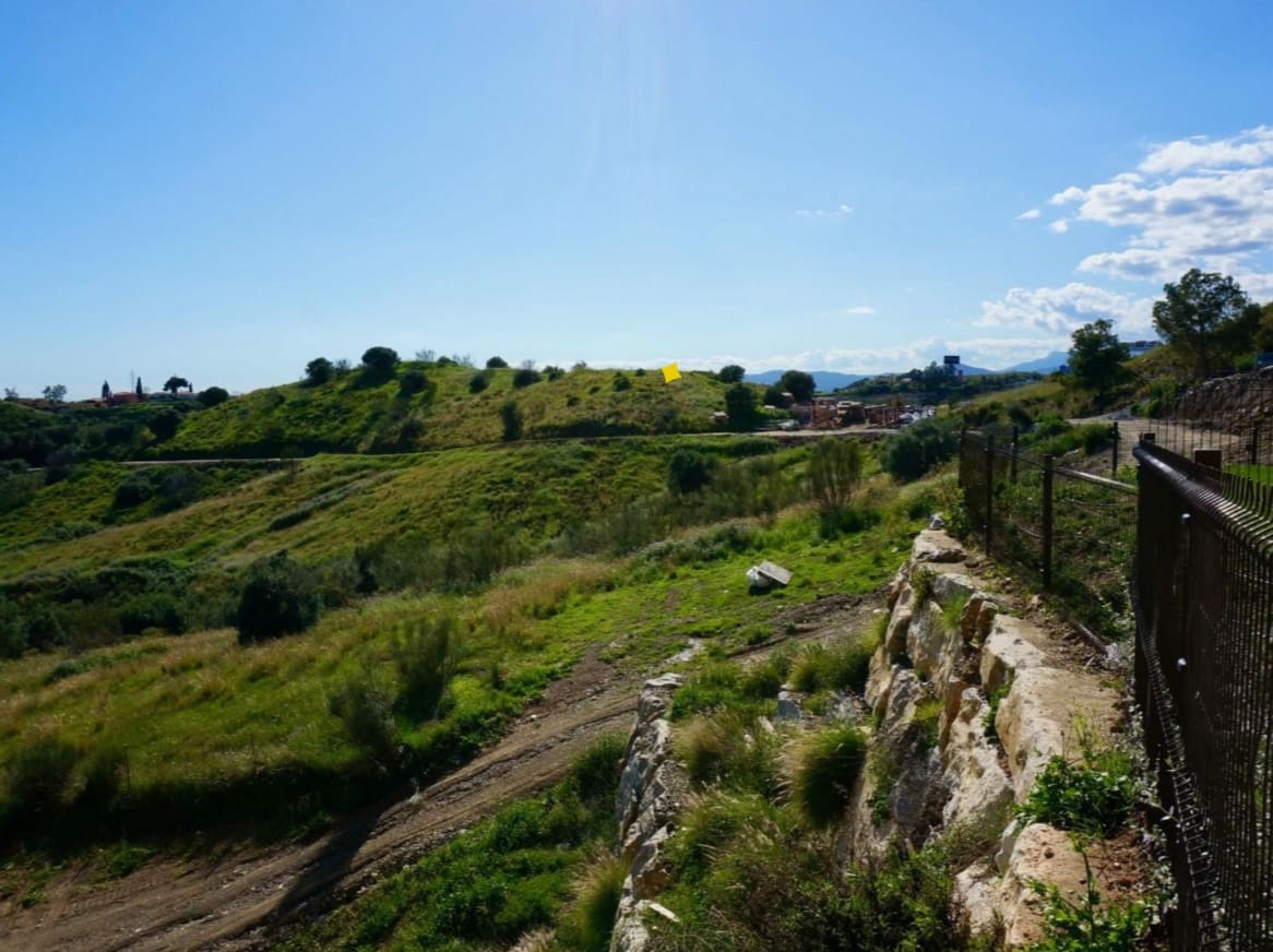 2 soveværelse Lejlighed til salg i Fuengirola med swimmingpool garage - € 524.000 (Ref: 9001750)