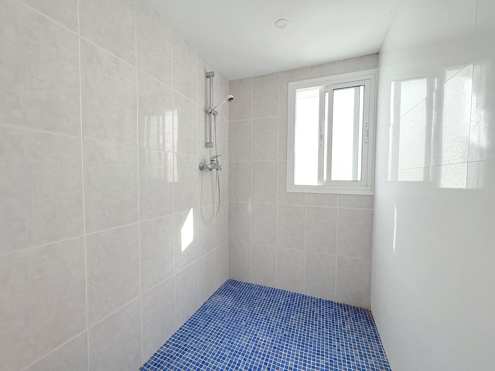 3 Zimmer Penthouse zu verkaufen in Mijas Costa mit Pool - 395.000 € (Ref: 9008079)