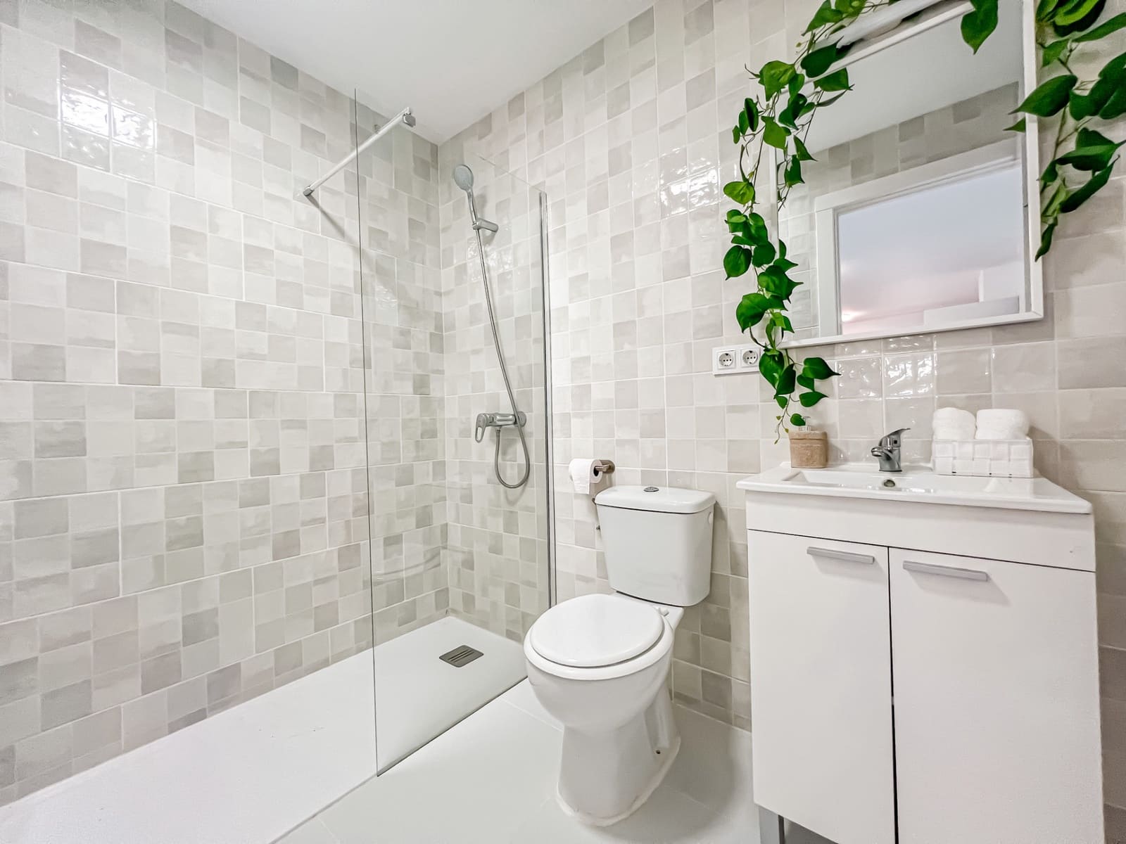 4 soverom Villa til salgs i Benahavis med svømmebasseng - € 679 000 (Ref: 9018423)