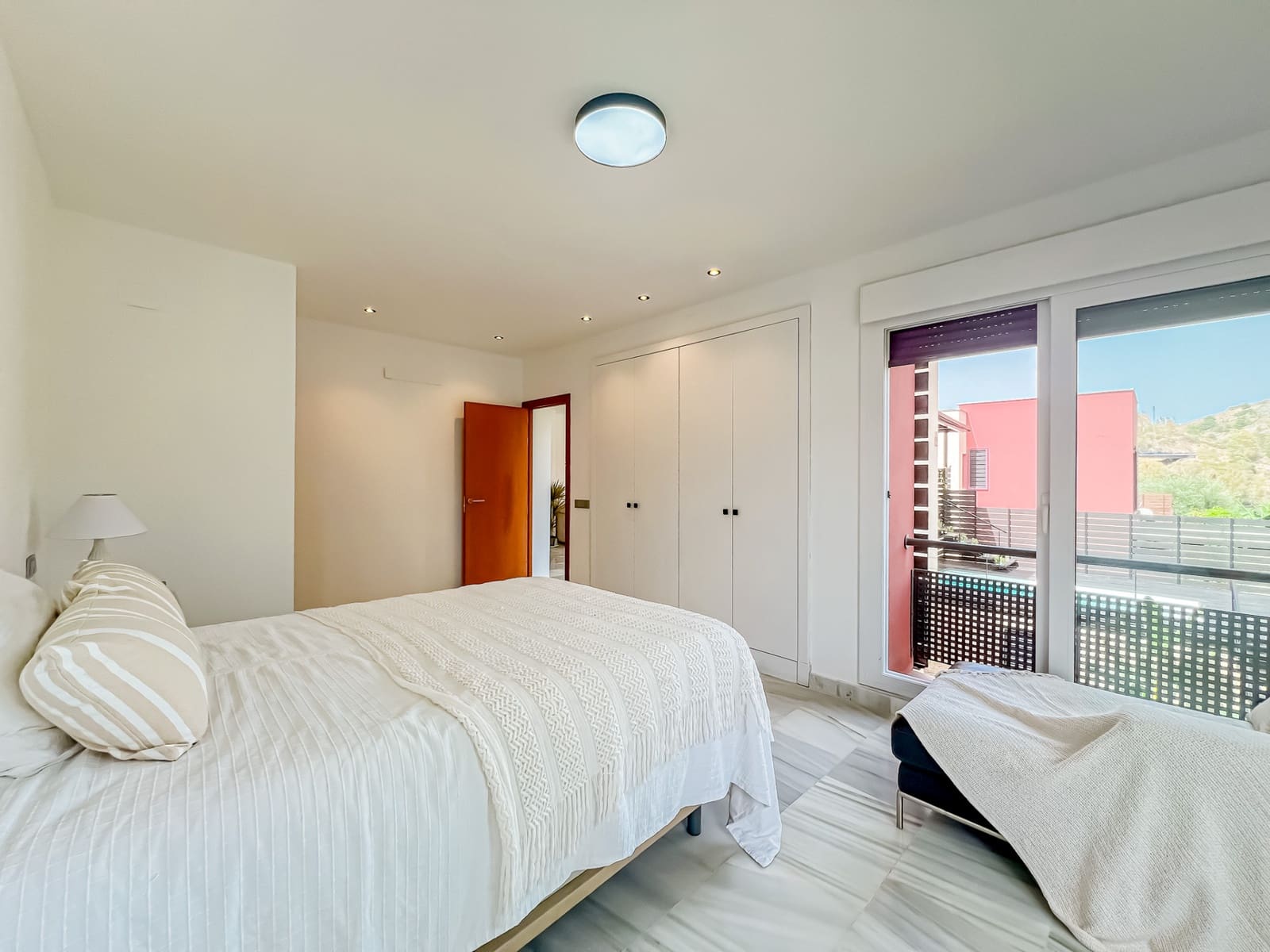 4 soverom Villa til salgs i Benahavis med svømmebasseng - € 679 000 (Ref: 9018423)