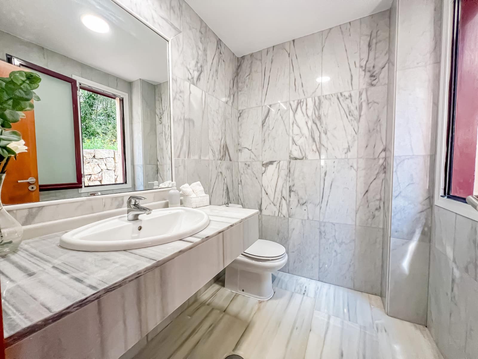 4 soverom Villa til salgs i Benahavis med svømmebasseng - € 679 000 (Ref: 9018423)