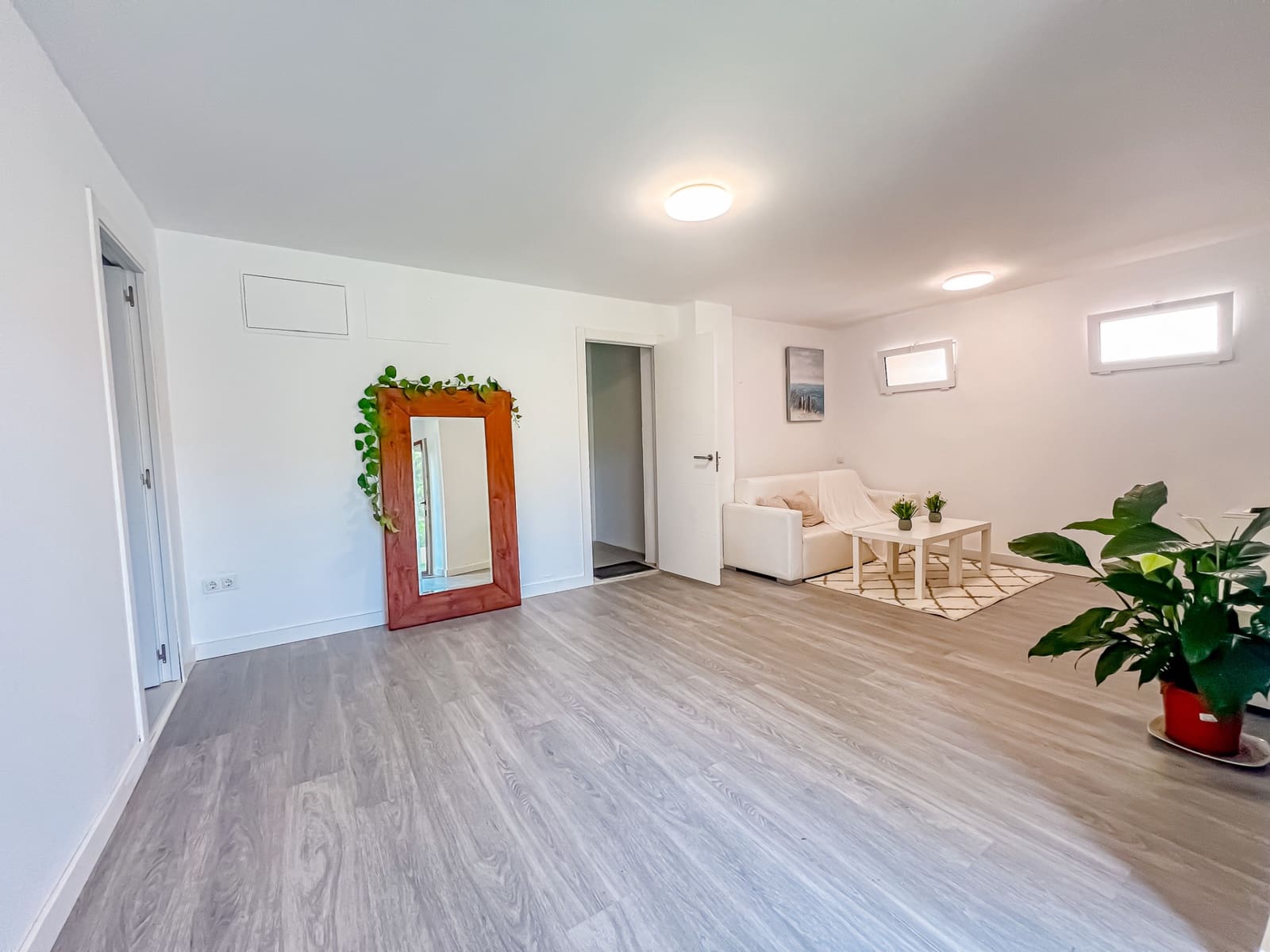 4 soverom Villa til salgs i Benahavis med svømmebasseng - € 679 000 (Ref: 9018423)